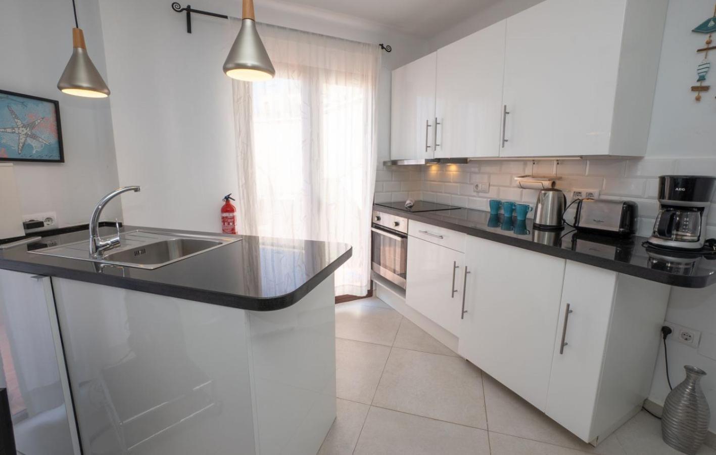 Апартаменты Capistrano Playa 712 Menyber Нерха Экстерьер фото